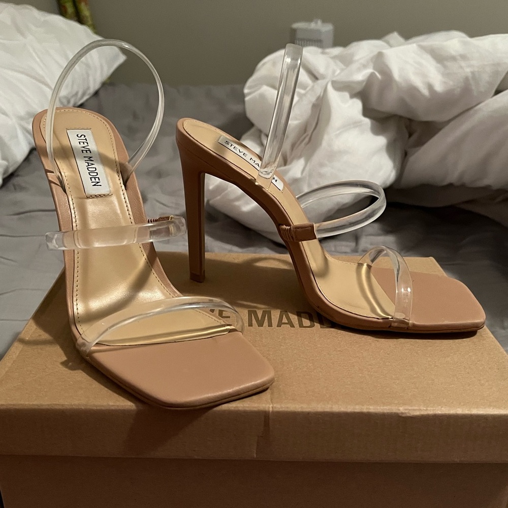 Steve Madden Gracey Clear Vinyl Heels, Size 7.5, Nude/Clear